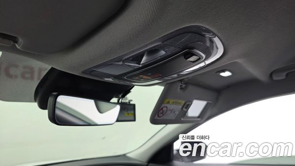 Hyundai Elantra 2023, фото 23