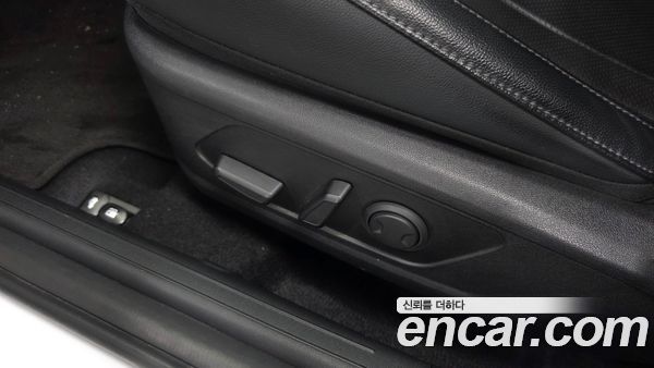 Hyundai Elantra 2023, фото 30