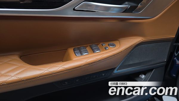 BMW 7 Series 2020, фото 27