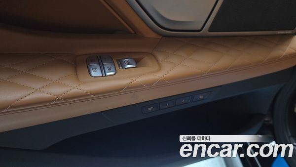 BMW 7 Series 2020, фото 29