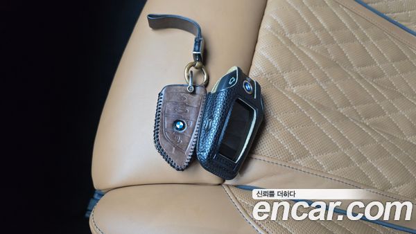 BMW 7 Series 2020, фото 30