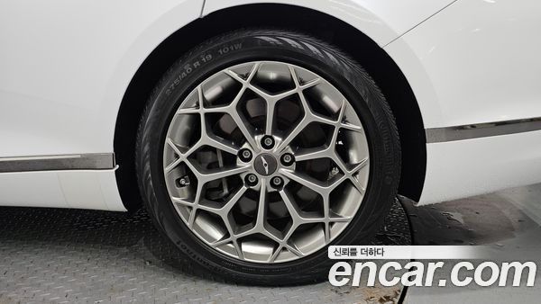 Genesis G80 2022, фото 7