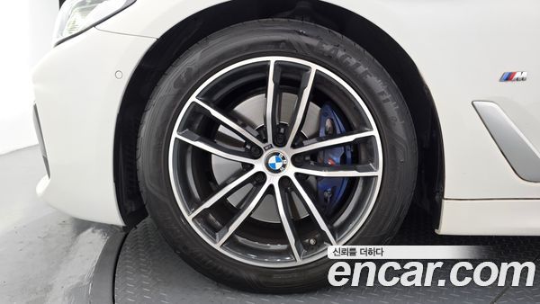 BMW 5 Series 2023, фото 5