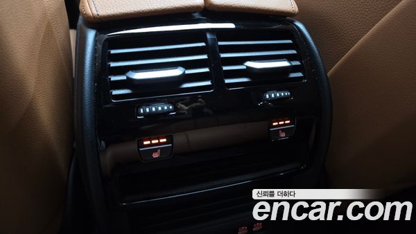 BMW 5 Series 2023, фото 20