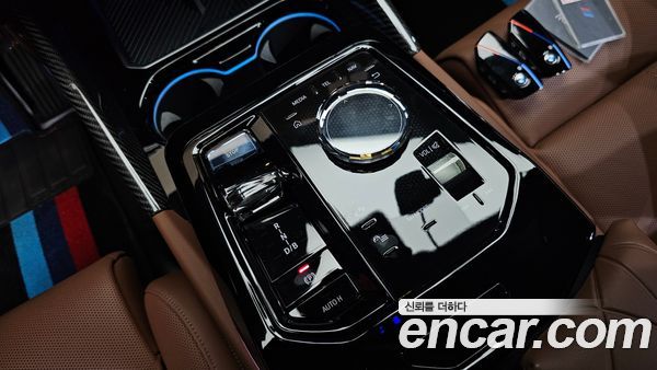 BMW i5 2025, фото 11