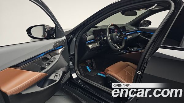 BMW i5 2025, фото 12