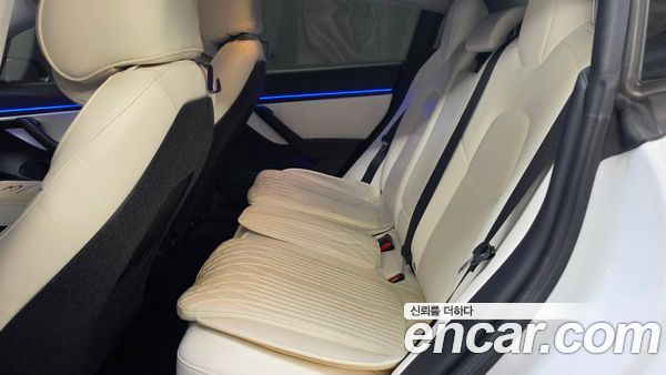 Tesla Model 3 2020, фото 17