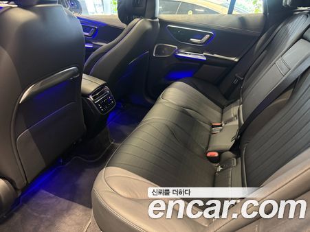Mercedes-Benz EQE 2025, фото 11