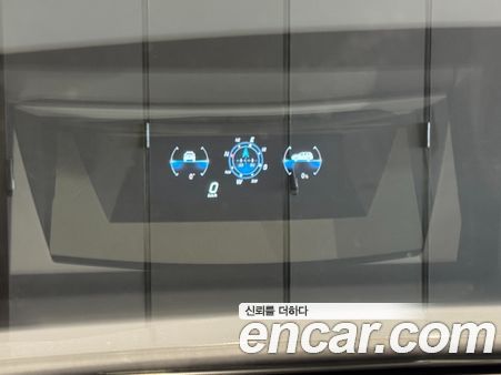 Mercedes-Benz EQE 2025, фото 12