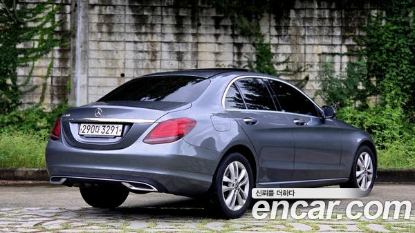 Mercedes-Benz C-Class 2020, фото 3