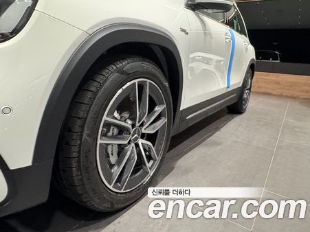 Mercedes-Benz GLB 2025, фото 5