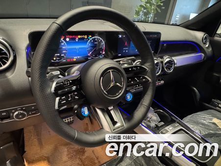 Mercedes-Benz GLB 2025, фото 14