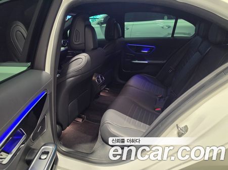 Mercedes-Benz C-Class 2024, фото 10