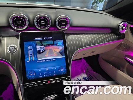 Mercedes-Benz C-Class 2025, фото 15