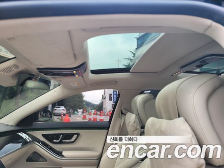 Mercedes-Benz S-Class 2022, фото 18