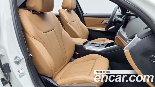 BMW 3 Series 2024, фото 9