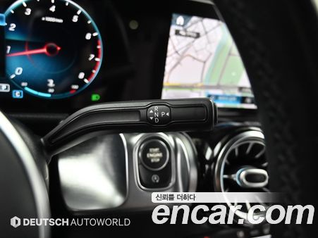 Mercedes-Benz GLB 2020, фото 9