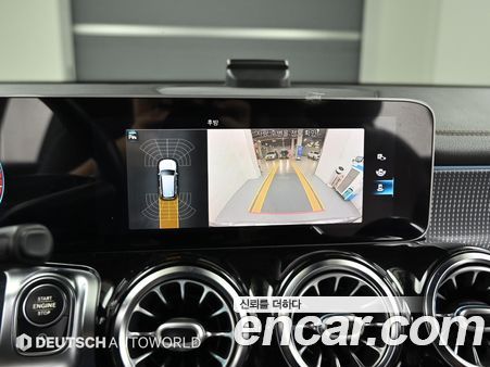 Mercedes-Benz GLB 2020, фото 15