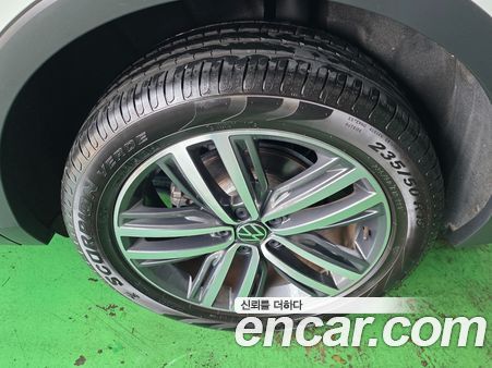 Volkswagen Tiguan 2023, фото 16