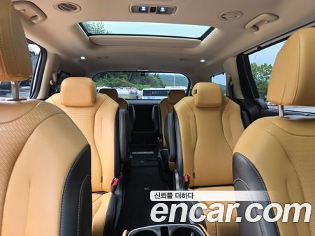 Kia Carnival 2021, фото 18