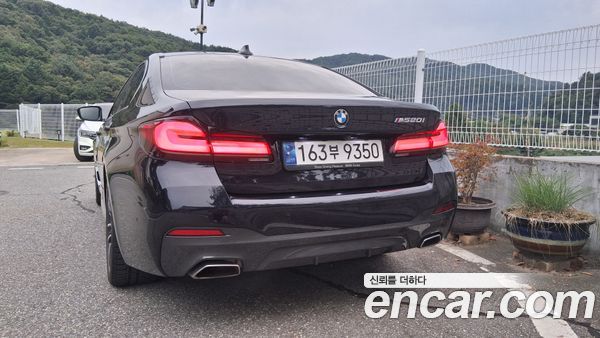 BMW 5 Series 2023, фото 4