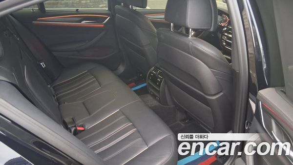 BMW 5 Series 2023, фото 11