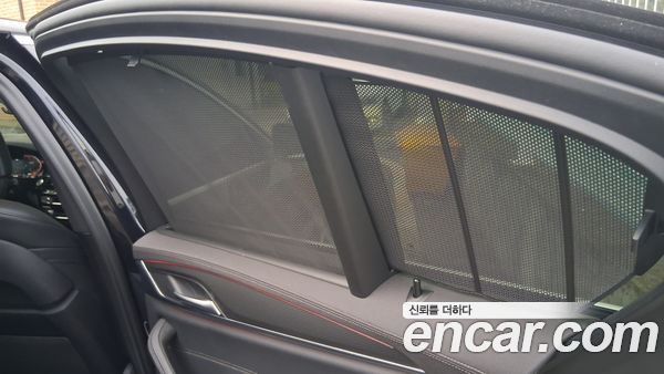 BMW 5 Series 2023, фото 12