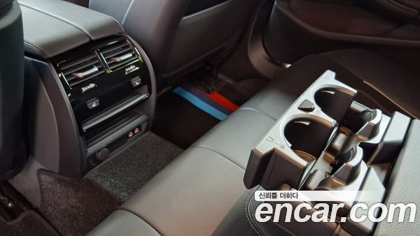 BMW 5 Series 2023, фото 13
