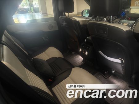 Land Rover Discovery 2023, фото 6