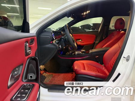 Mercedes-Benz A-Class 2020, фото 6