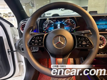Mercedes-Benz A-Class 2020, фото 9
