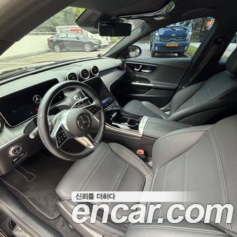 Mercedes-Benz C-Class 2024, фото 6