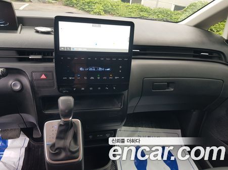 Hyundai Staria 2025, фото 7