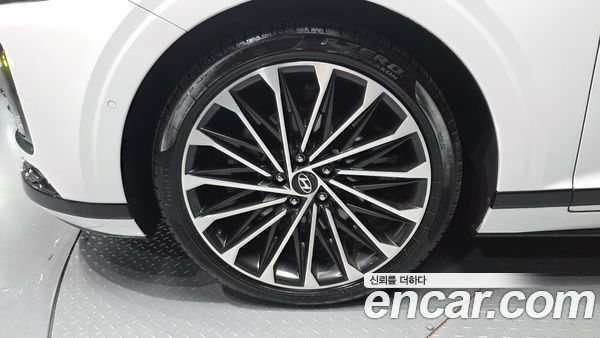 Hyundai Grandeur 2023, фото 5