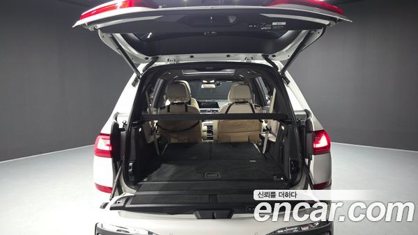 BMW X7 2021, фото 26