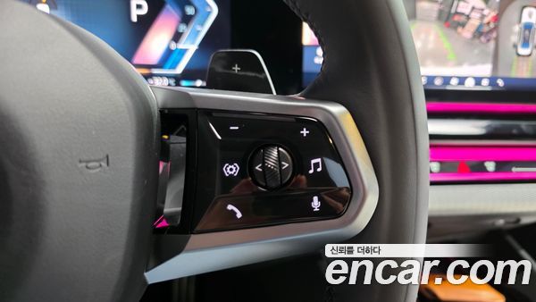 BMW 5 Series 2025, фото 31