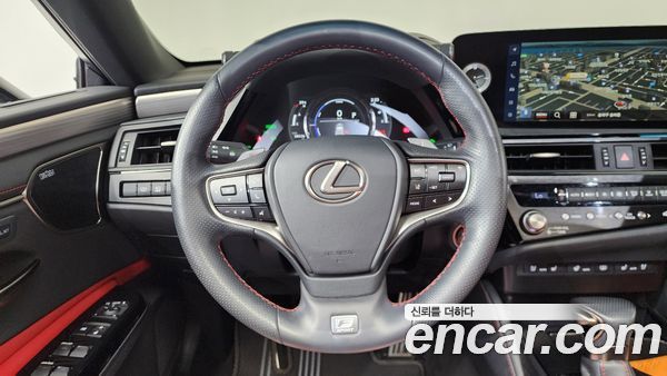 Lexus ES 2023, фото 18