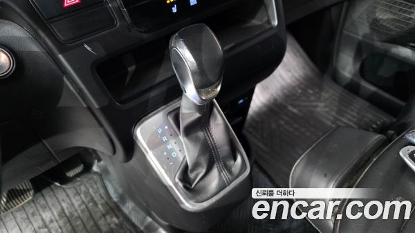 Hyundai Staria 2022, фото 9