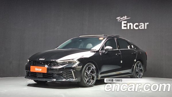 Kia K5 2025