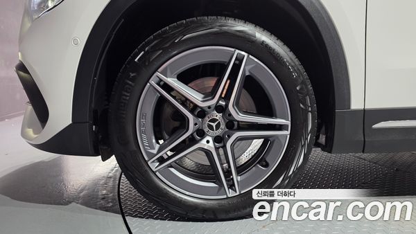 Mercedes-Benz GLA 2023, фото 5