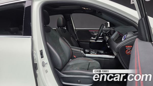 Mercedes-Benz GLA 2023, фото 16