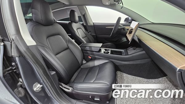 Tesla Model 3 2022, фото 11
