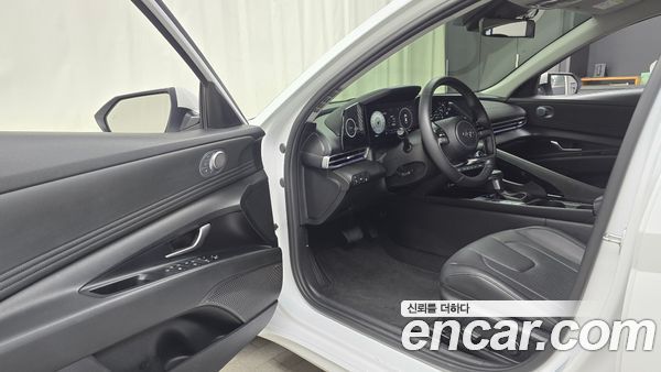 Hyundai Elantra 2021, фото 13