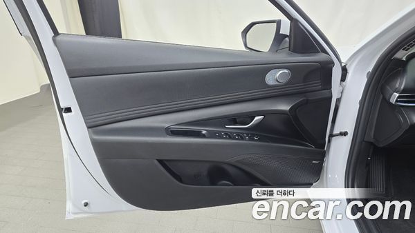 Hyundai Elantra 2021, фото 14