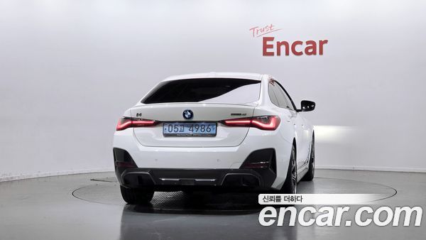 BMW i4 2022, фото 4
