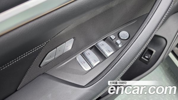 BMW i4 2022, фото 26