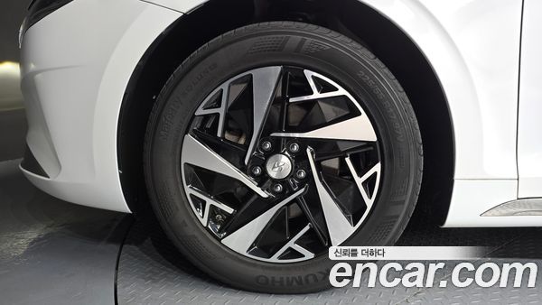Hyundai Grandeur 2023, фото 5
