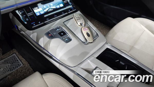 Hyundai Grandeur 2023, фото 9