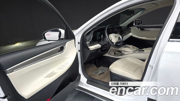 Hyundai Grandeur 2023, фото 10