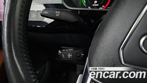 Audi e-tron 2021, фото 23
